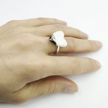 Carica l'immagine nel visualizzatore di Gallery, Box Romantic Queen