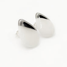 Carica l'immagine nel visualizzatore di Gallery, Lilian