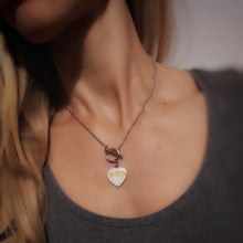 Carica l'immagine nel visualizzatore di Gallery, Favola