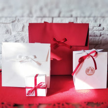 Carica l'immagine nel visualizzatore di Gallery, Confezione Regalo