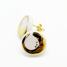 Carica l'immagine nel visualizzatore di Gallery, Moon