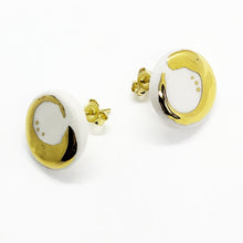 Carica l'immagine nel visualizzatore di Gallery, Moon